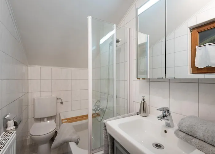 Grabner Riedleiten Berghuette Wildbarren * Oberaudorf